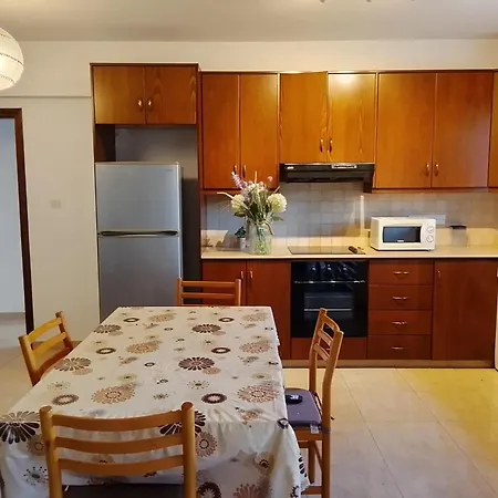 Millennium Falcon Apartmán Larnaca