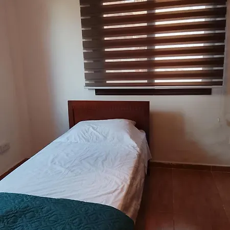 Apartmán Millennium Falcon Larnaca