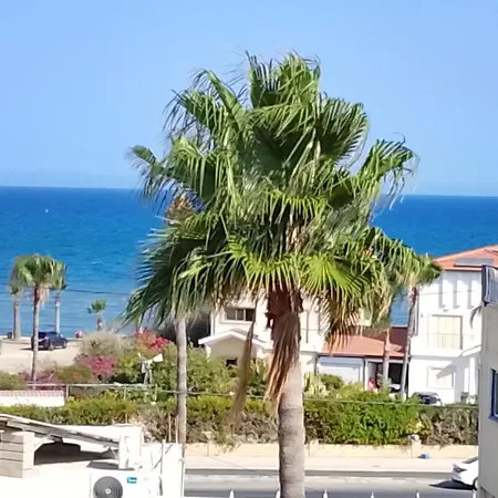 Millennium Falcon Apartmán Larnaca
